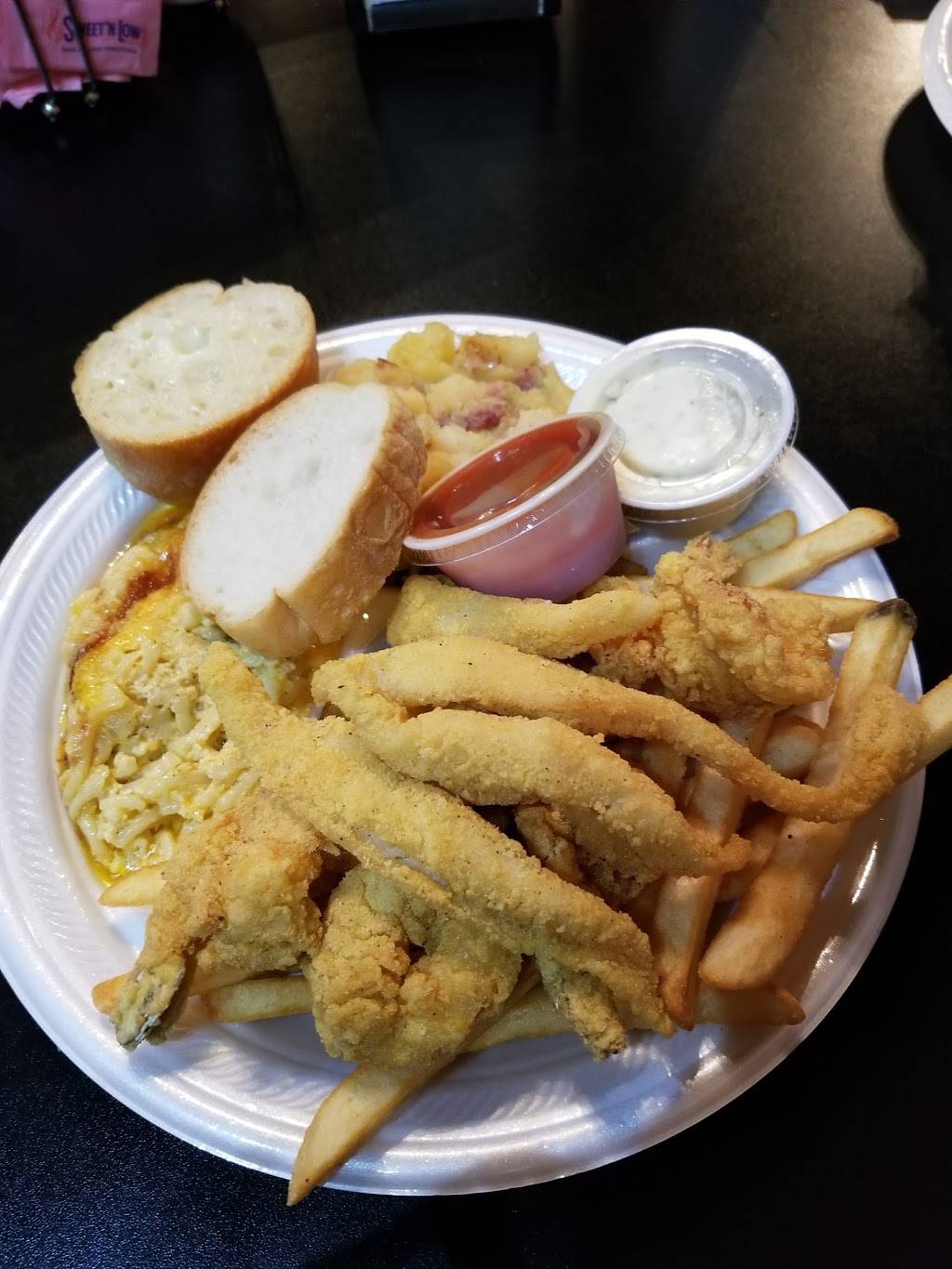 Cajun Daiquiri & Cafe | restaurant | 2446 Barataria Blvd, Marrero, LA 70072, USA | 5043493410 OR +1 504-349-3410