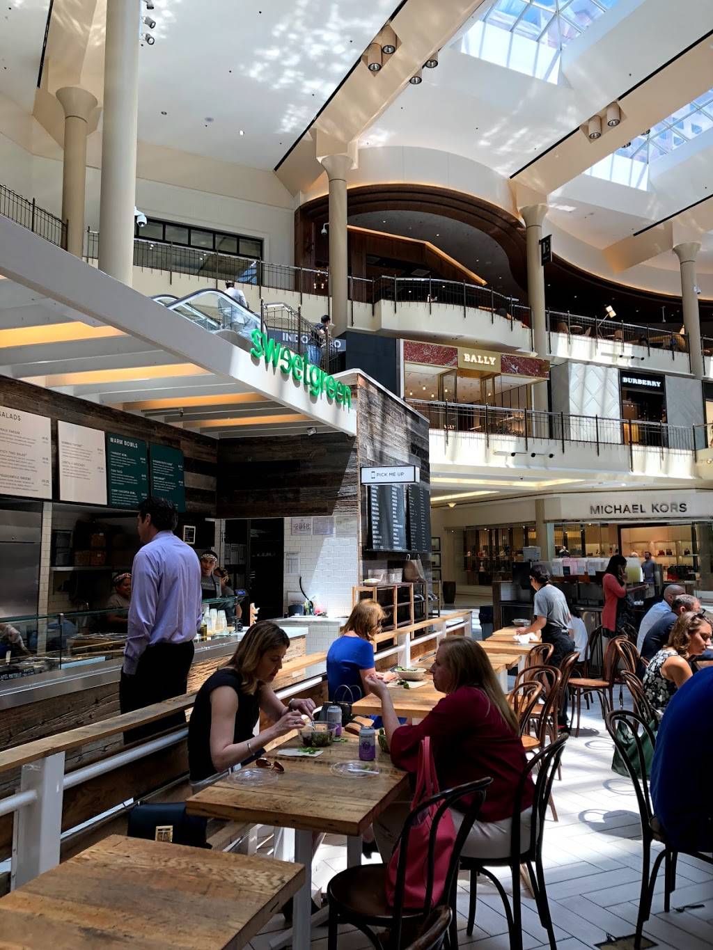 sweetgreen | restaurant | 1743 International Dr, McLean, VA 22102, USA | 7036390355 OR +1 703-639-0355