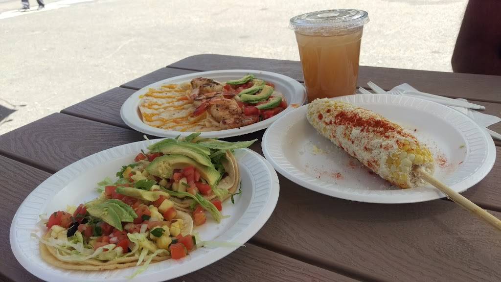 Los Garcia Mexican Fusion | restaurant | 836 E Main St, Waterbury, CT 06705, USA | 2039109432 OR +1 203-910-9432