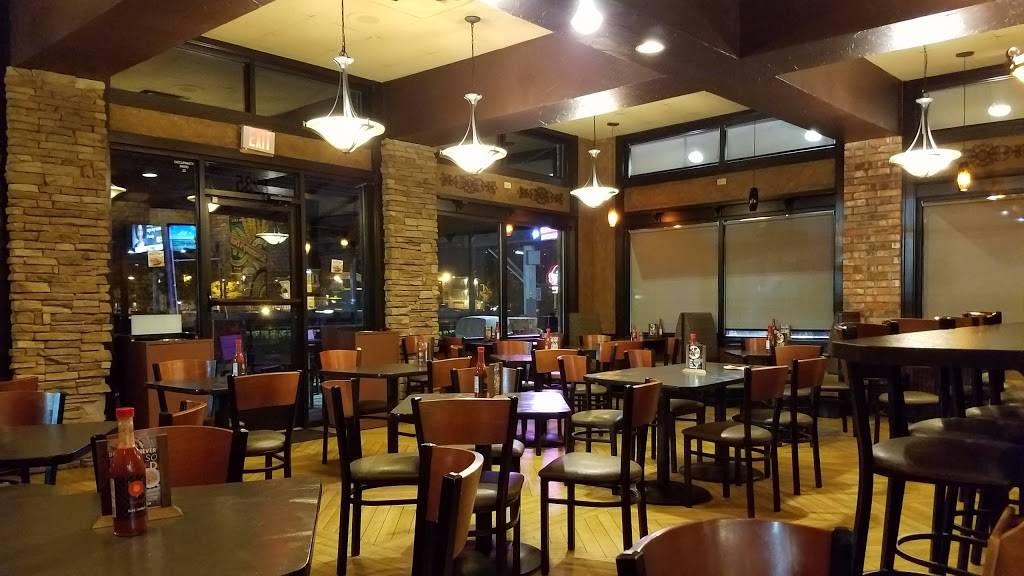 Schlotzskys | bakery | 8235 N Stemmons Fwy, Dallas, TX 75247, USA | 2146309944 OR +1 214-630-9944