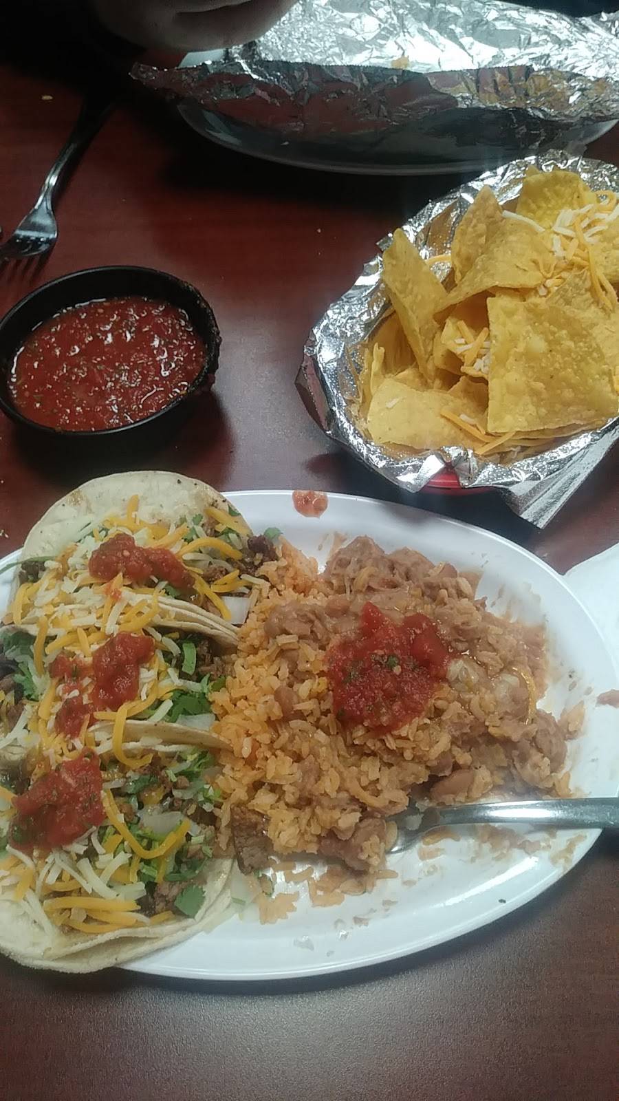 Lupita Kitchen | restaurant | 490 N Adams St, Dixon, CA 95620, USA | 7076788820 OR +1 707-678-8820