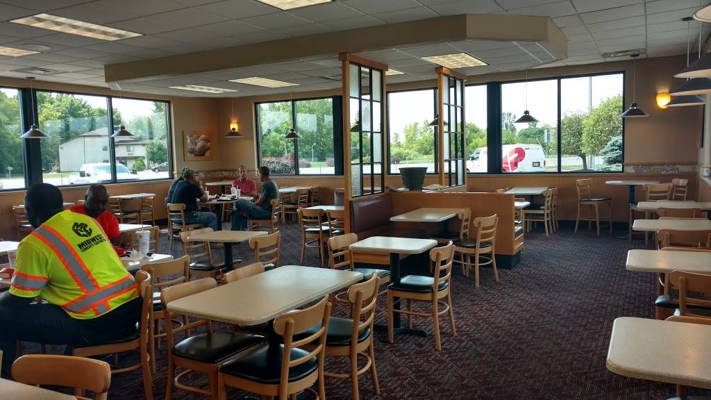 Wendys | restaurant | 15600 W Commerce Rd, Daleville, IN 47334, USA | 7653784764 OR +1 765-378-4764