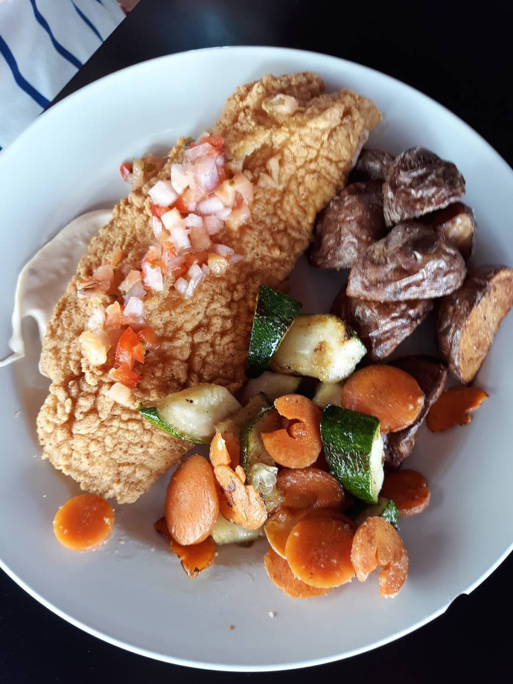 McLanks | restaurant | 1802 Paris Rd, Columbia, MO 65201, USA | 5734433663 OR +1 573-443-3663