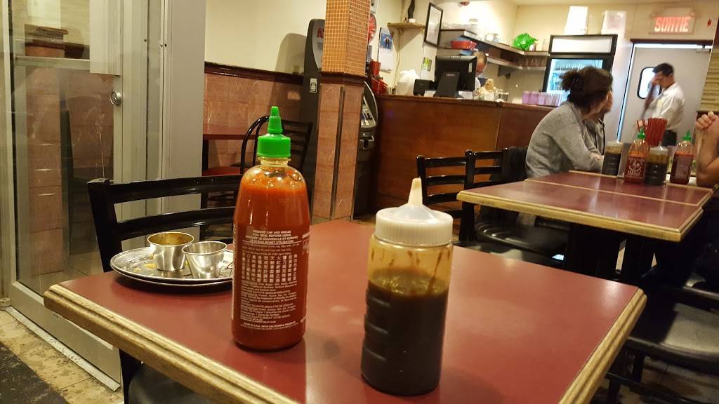 Pho Lien | restaurant | 5703B Chemin de la Côte-des-Neiges, Montréal, QC H3S 1Y7, Canada | 5147356949 OR +1 514-735-6949