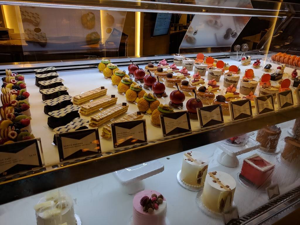 Chez Bon Bon | bakery | 4441 Collins Avenue, [Lobby], Miami Beach, FL 33140, USA | 3056744740 OR +1 305-674-4740