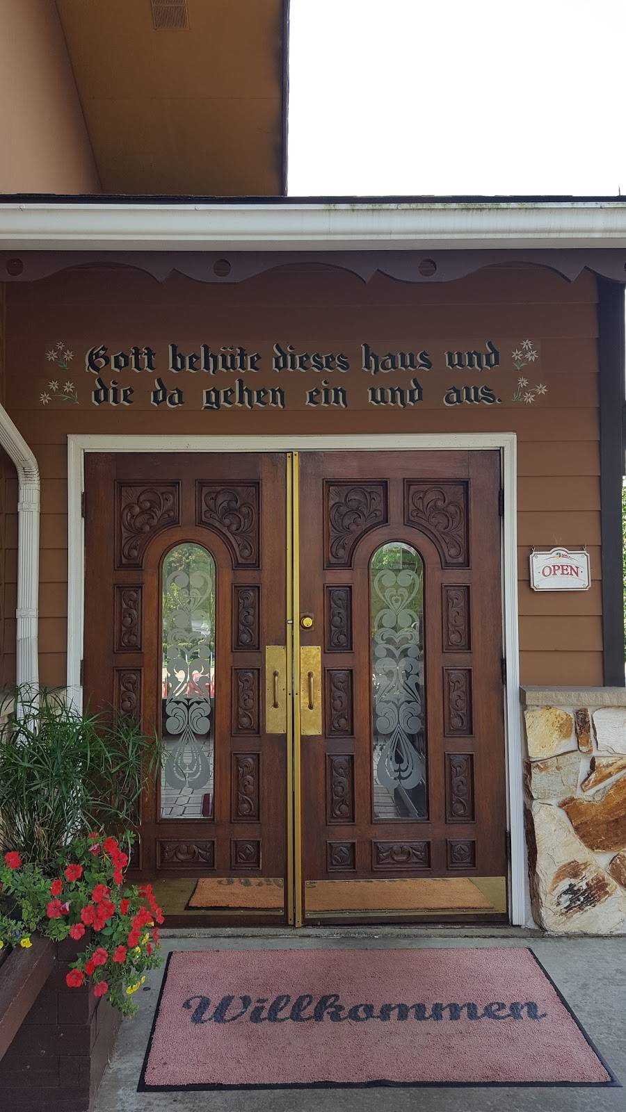 Chalet In The Valley Restaurant | restaurant | 5060 OH-557, Millersburg, OH 44654, USA | 3308932550 OR +1 330-893-2550