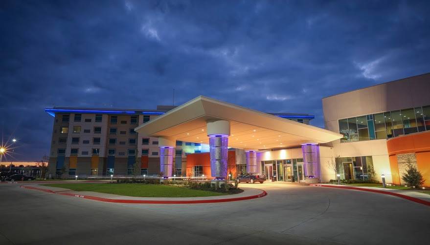 Apache Casino Hotel | restaurant | 2315 E Gore Blvd, Lawton, OK 73501, USA | 5802485905 OR +1 580-248-5905