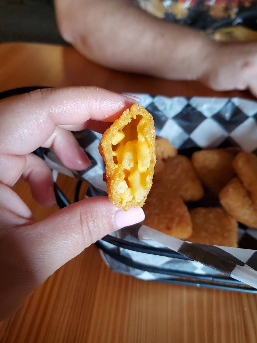 Gearhart Bowl & Fultanos Pizza | restaurant | 3518 Highway 101 North, Gearhart, OR 97138, USA | 5037385333 OR +1 503-738-5333