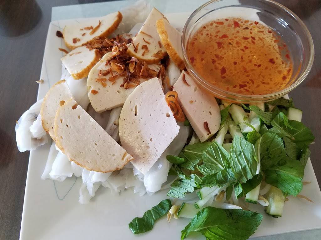 Nhu Lan Restaurant | restaurant | 2433 N Classen Blvd, Oklahoma City, OK 73106, USA | 4055210811 OR +1 405-521-0811