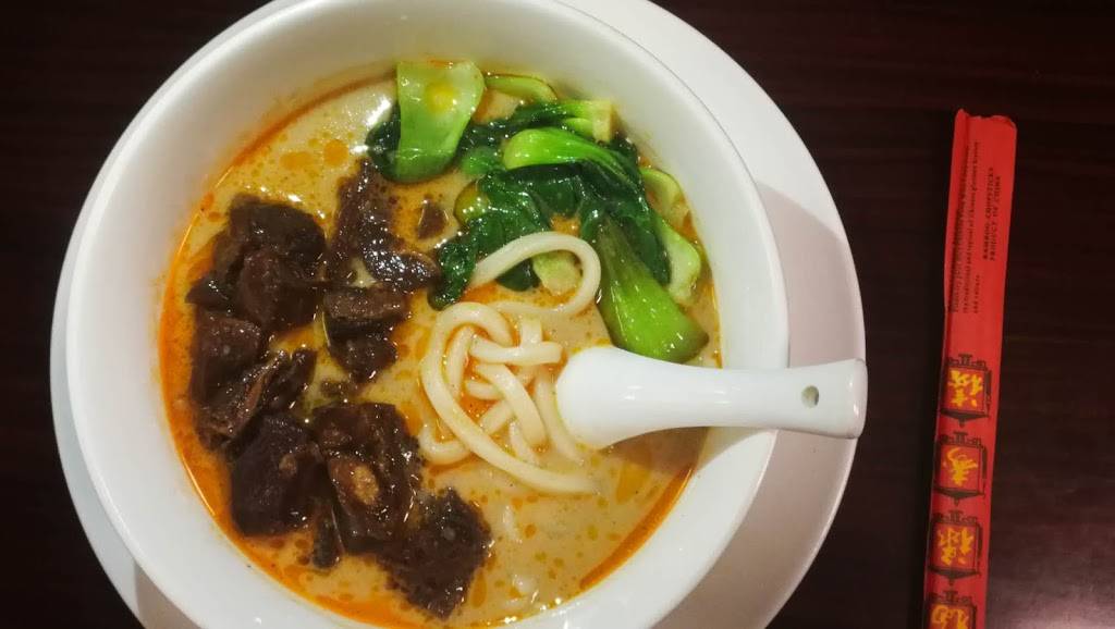 Yummy Yummy | restaurant | 658 NY-109, Lindenhurst, NY 11757, USA | 6319561773 OR +1 631-956-1773