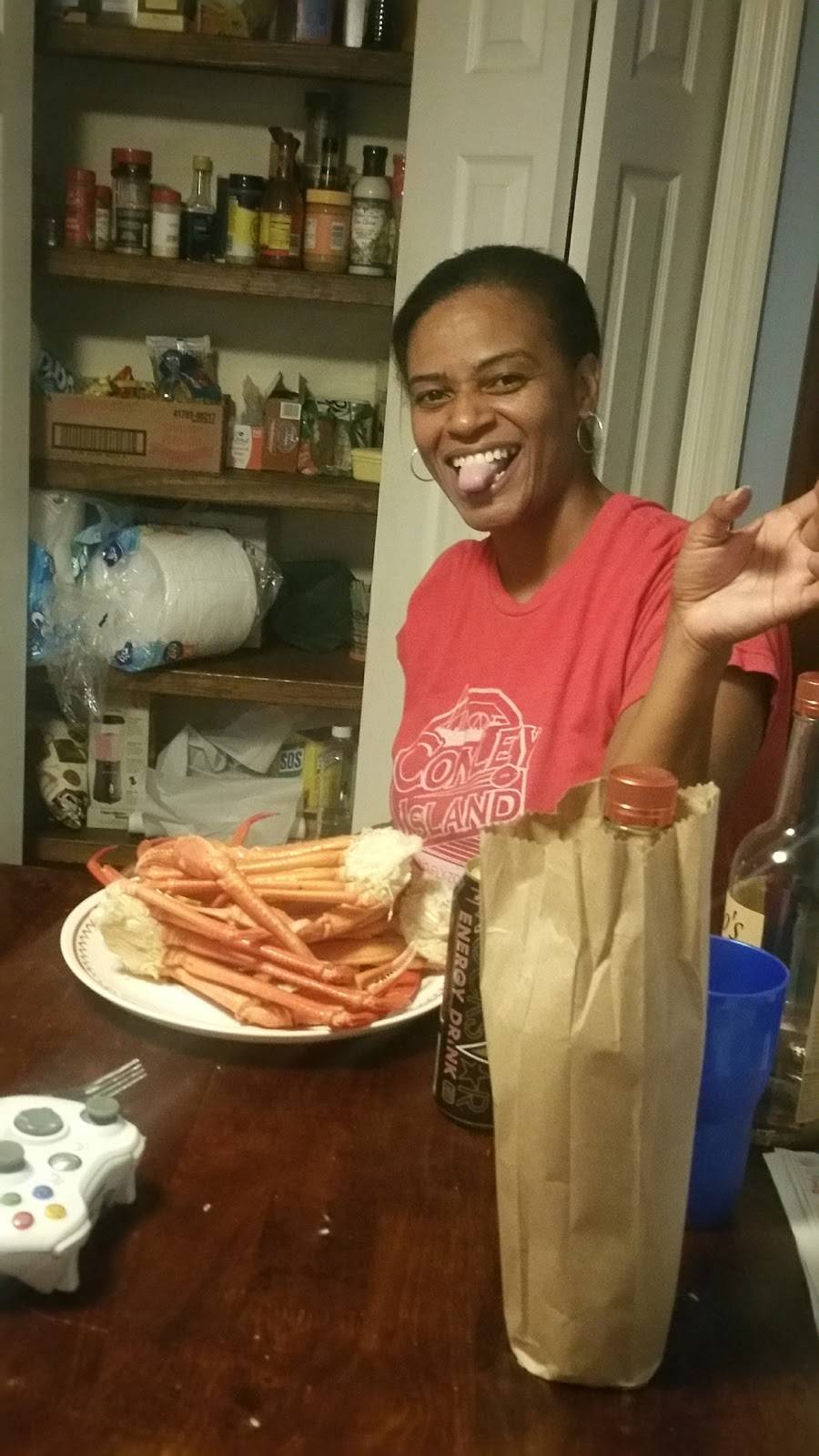 Around the World Gourmet | restaurant | 7016 Nocturne Rd N, Reynoldsburg, OH 43068, USA | 7403109012 OR +1 740-310-9012