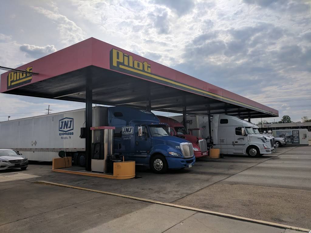 Kangaroo Express | meal takeaway | 510 E Main St, Senatobia, MS 38668, USA | 6625601973 OR +1 662-560-1973