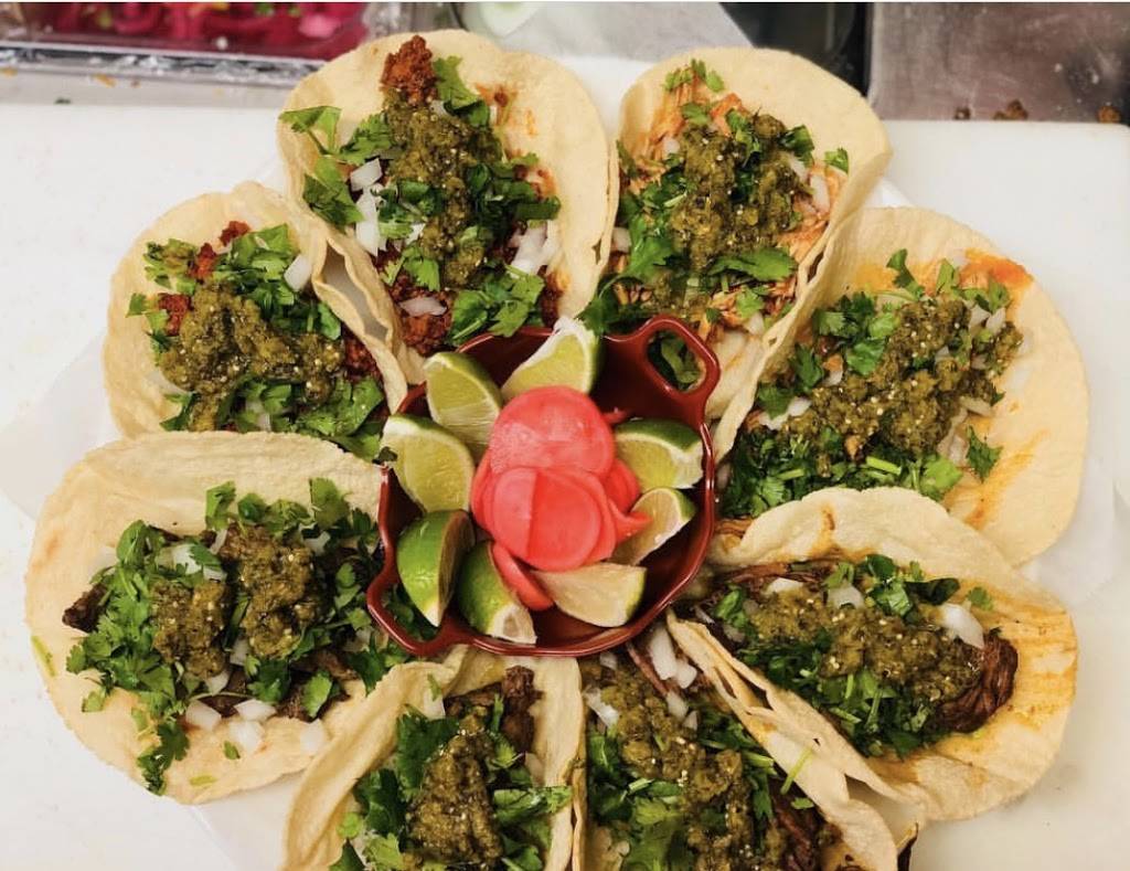 Macho Taco | restaurant | 67 Springfield St, Agawam, MA 01001, USA | 4132857060 OR +1 413-285-7060