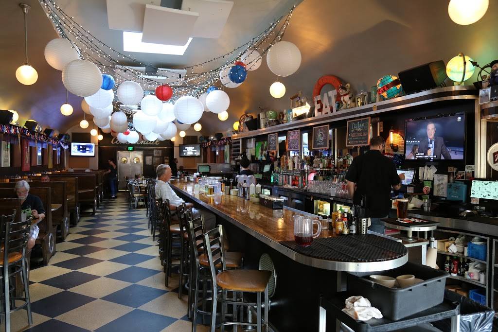 Continental Westhampton | restaurant | 5704 Grove Ave, Richmond, VA 23226, USA | 8042850911 OR +1 804-285-0911