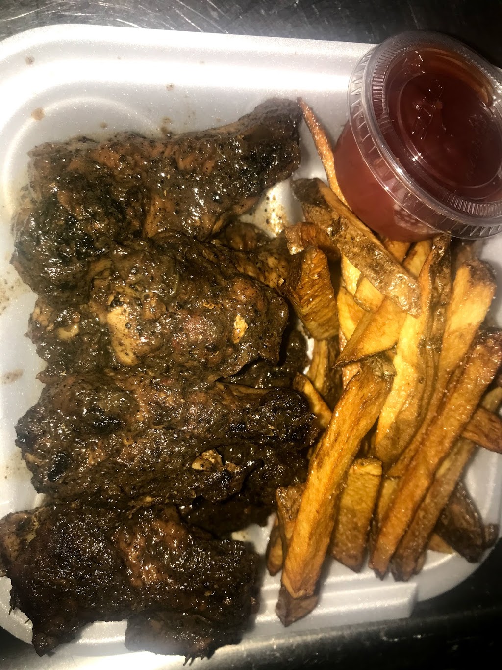 Versatile Jerk and Vegan | restaurant | 9 N 5th Ave, Maywood, IL 60153, USA | 3124028591 OR +1 312-402-8591