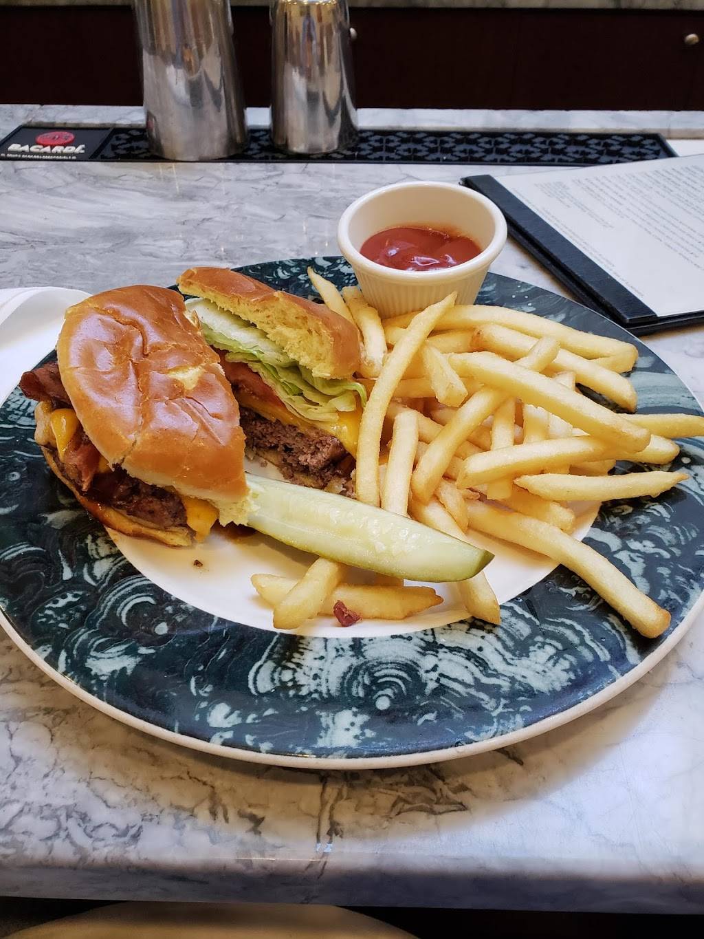 Persimmon | restaurant | 7003 Wisconsin Ave, Bethesda, MD 20815, USA | 3016549860 OR +1 301-654-9860