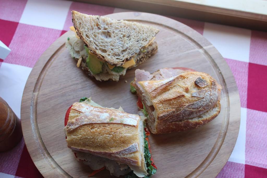 Louies Luncheonette | restaurant | 233 Eagle St, Brooklyn, NY 11222, USA | 8624321776 OR +1 862-432-1776