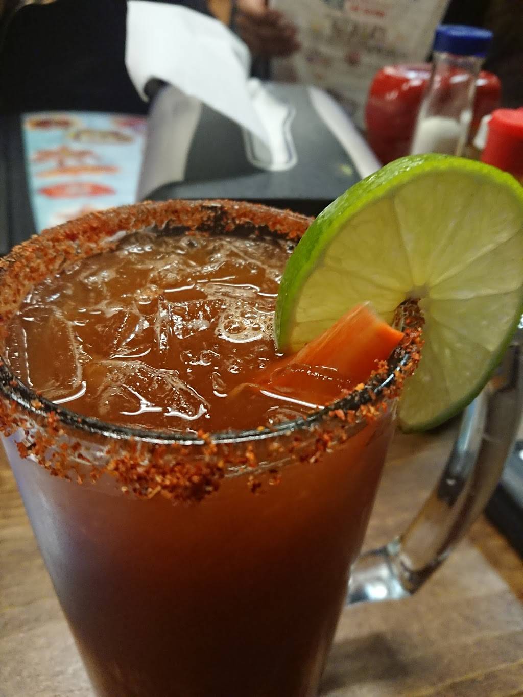 Mariscos Las Islitas | restaurant | 422 S Gateway Dr #108, Madera, CA 93637, USA | 5594818161 OR +1 559-481-8161