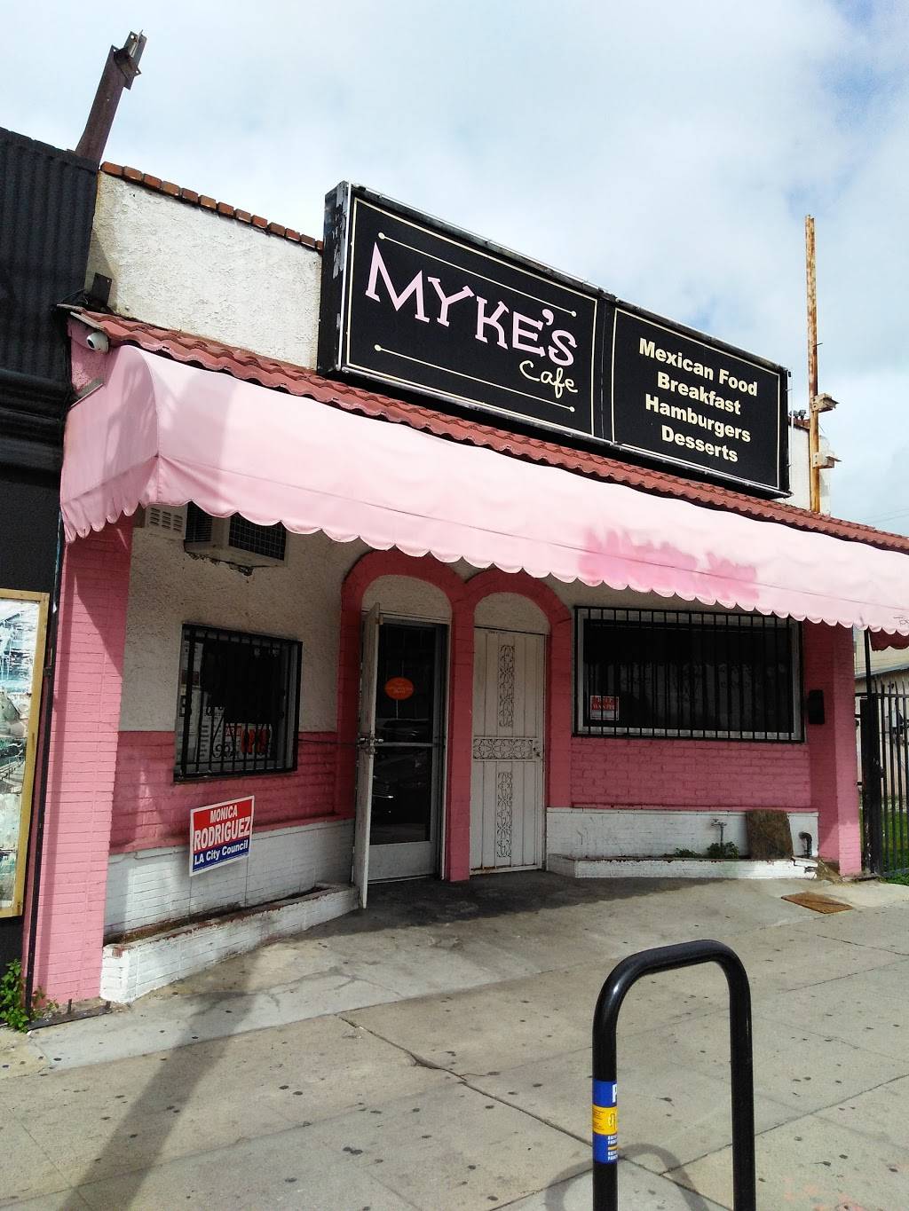 Mykes Cafe | cafe | 13171 Van Nuys Blvd, Pacoima, CA 91331, USA | 8188904815 OR +1 818-890-4815