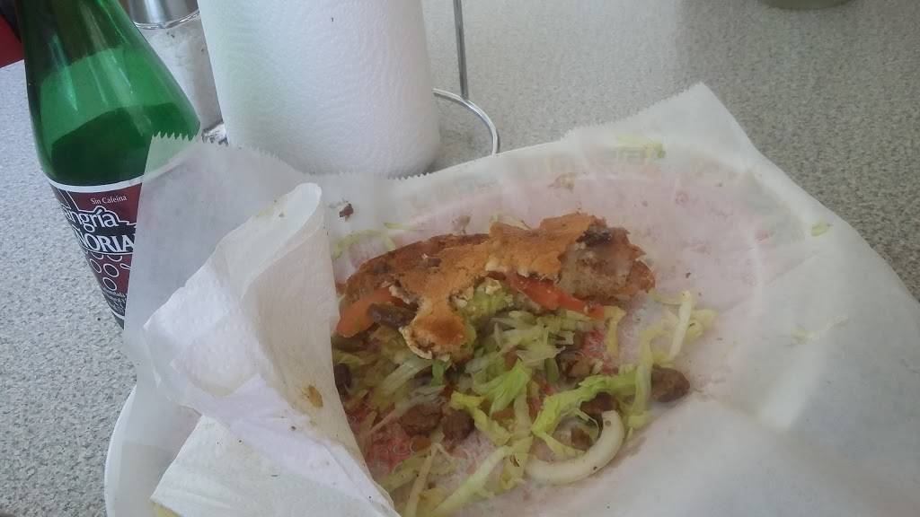 Taqueria Merinos | restaurant | 920 N 2nd Ave, Siler City, NC 27344, USA | 9197424484 OR +1 919-742-4484