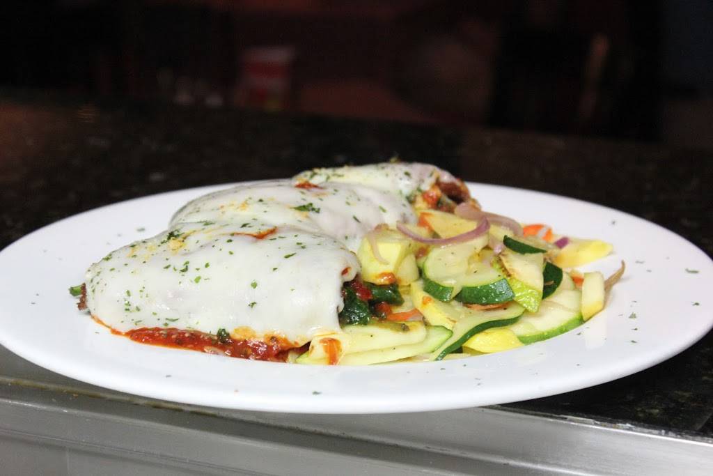 Starz Italian Restaurant - Gladiolus Dr | meal takeaway | 4165, 8750 Gladiolus Dr, Fort Myers, FL 33908, USA | 2394823105 OR +1 239-482-3105