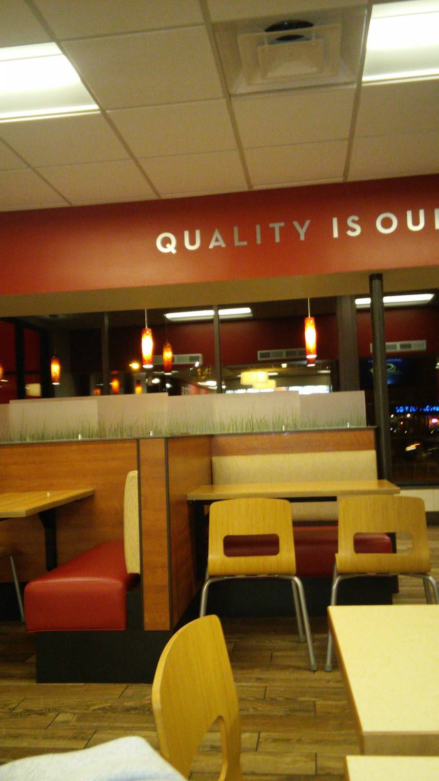 Wendys | restaurant | 4605 Poplar Ave, Memphis, TN 38117, USA | 9017610599 OR +1 901-761-0599