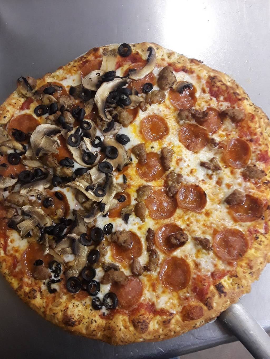 R.Kidds Pizza & Wings | restaurant | 3415 W Glendale Ave, Phoenix, AZ 85051, USA | 6028414444 OR +1 602-841-4444