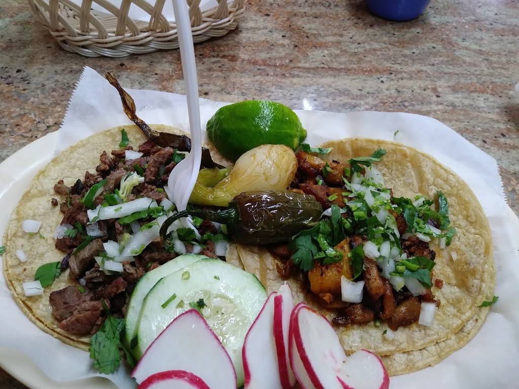 Taquería Maravatio | restaurant | 2618 W 59th St, Chicago, IL 60629, USA | 7734346660 OR +1 773-434-6660