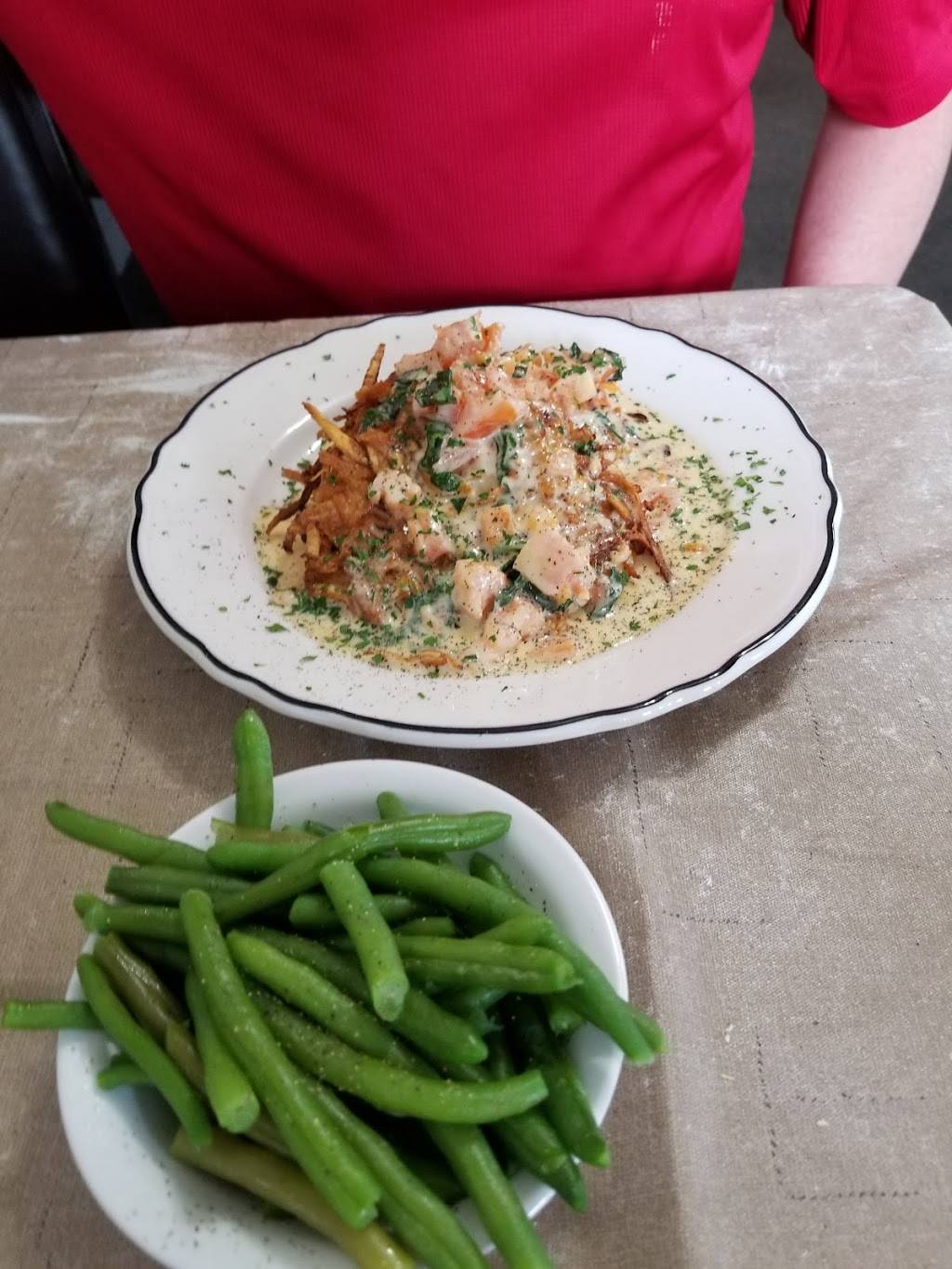 Our Place Diner | restaurant | 6493 Tod Ave SW, Warren, OH 44481, USA | 3304695551 OR +1 330-469-5551