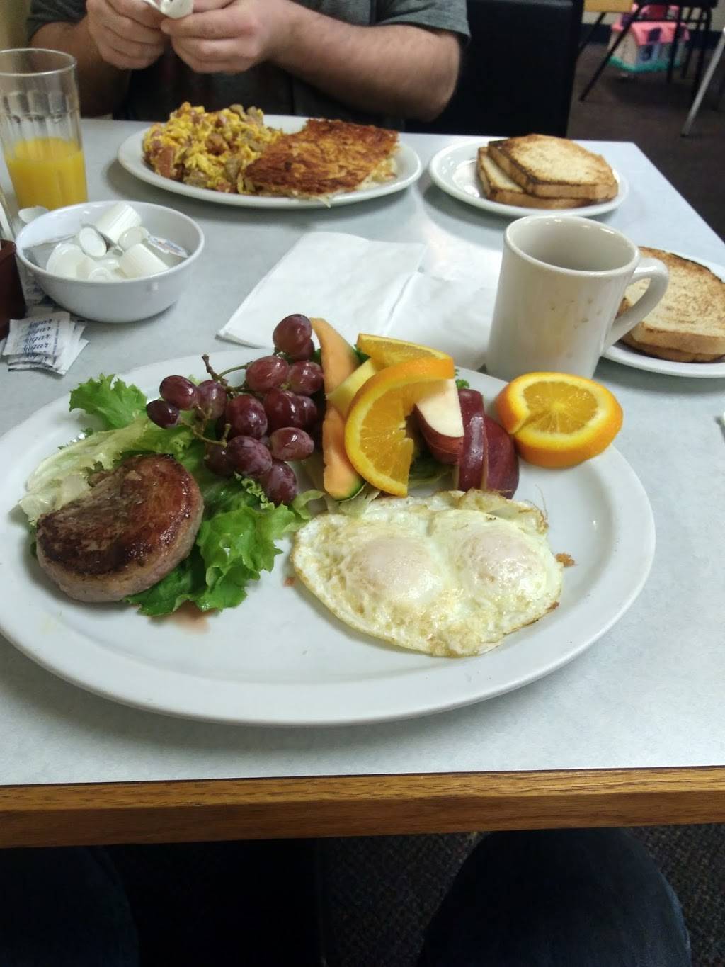 Sweetpeas | restaurant | 13498 Luther Rd, Auburn, CA 95603, USA | 5308231818 OR +1 530-823-1818