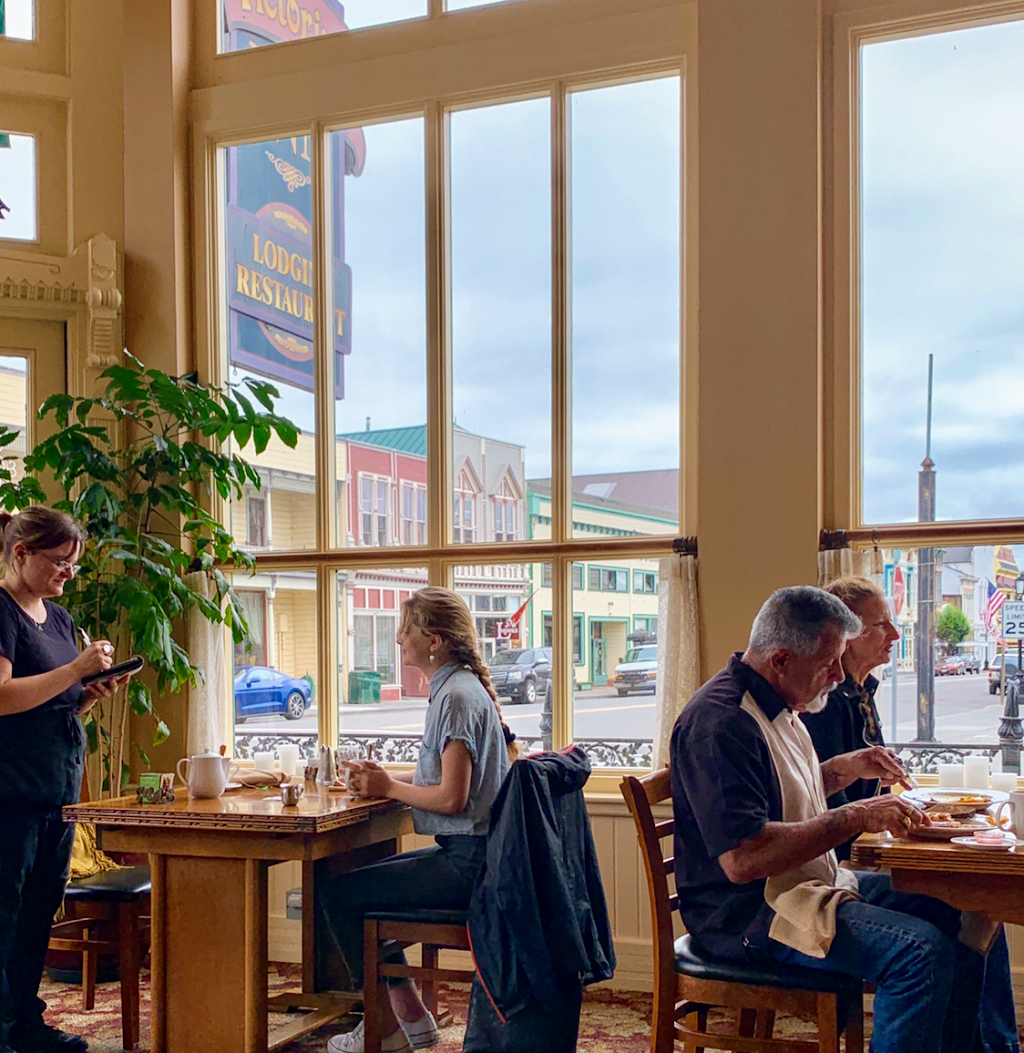 VI Restaurant | restaurant | 400 Ocean Ave, Ferndale, CA 95536, USA | 7077864950 OR +1 707-786-4950