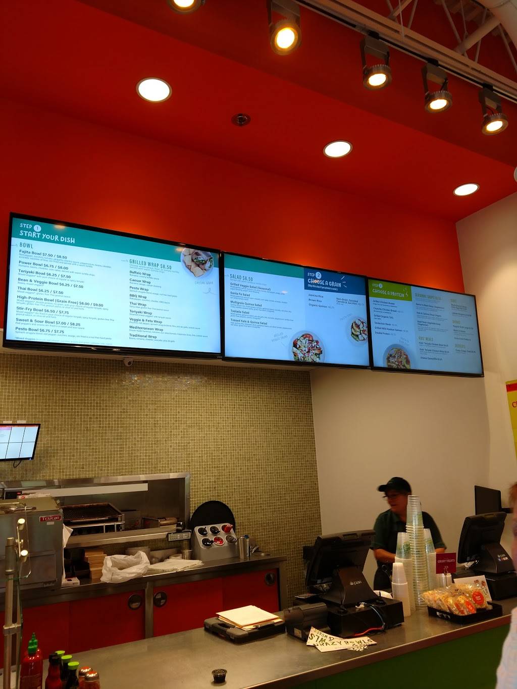 Crazy Bowls & Wraps | restaurant | 12604 Lmplr Sq Shp Ctr, St. Louis, MO 63128, USA | 3148431871 OR +1 314-843-1871