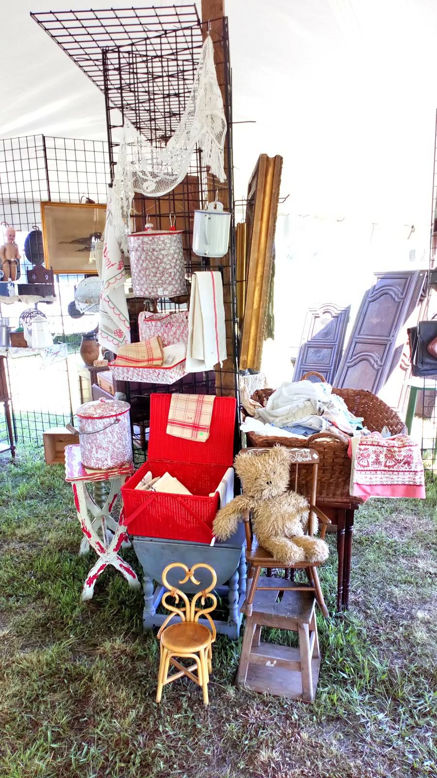 Paw-Paws FireHouse & Cafe | restaurant | Texas 237, Carmine, TX 78932, USA | 7133858778 OR +1 713-385-8778