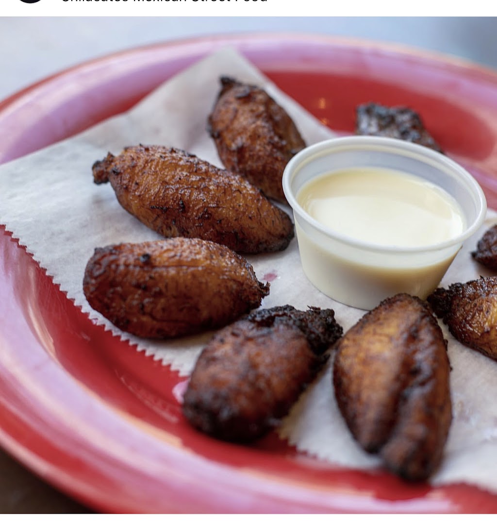 Chilacates South Boston | restaurant | 69 L St, Boston, MA 02127, USA | 6175809925 OR +1 617-580-9925