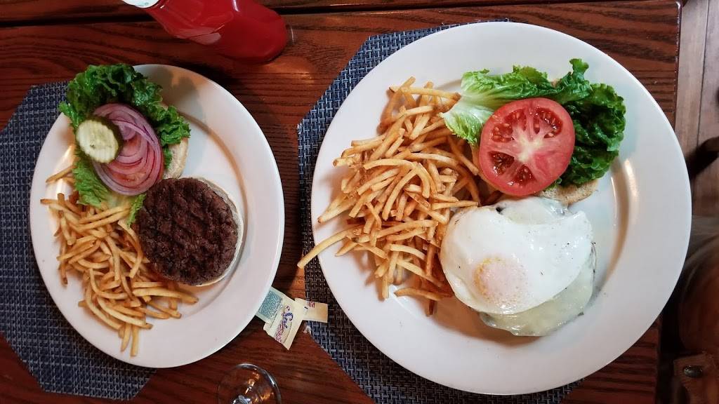 Mr. Smiths of Georgetown | restaurant | 3205 K St NW, Washington, DC 20007, USA | 2028995874 OR +1 202-899-5874