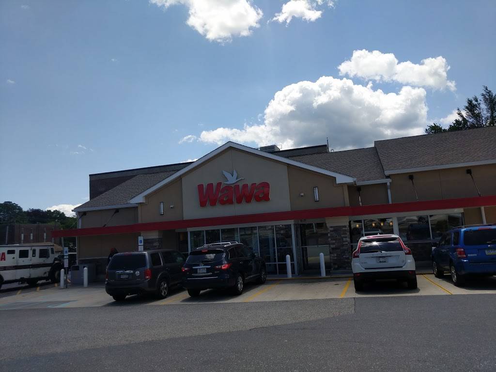 Wawa | cafe | 52 W Lancaster Ave, Paoli, PA 19301, USA | 6106409854 OR +1 610-640-9854