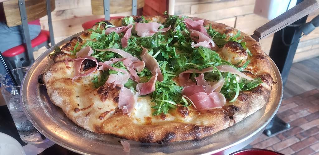 Ferrari Pizza Bar | restaurant | 3240 Chili Ave B-18, Rochester, NY 14624, USA | 5858897081 OR +1 585-889-7081