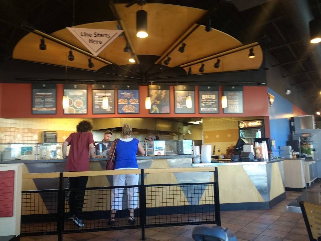 QDOBA Mexican Eats | restaurant | 3225 Alpine Ave NW, Walker, MI 49544, USA | 6169885650 OR +1 616-988-5650