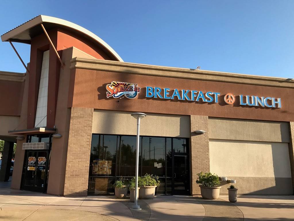 Squeeze In | restaurant | 3020 Floyd Ave #101, Modesto, CA 95355, USA | 2098460719 OR +1 209-846-0719