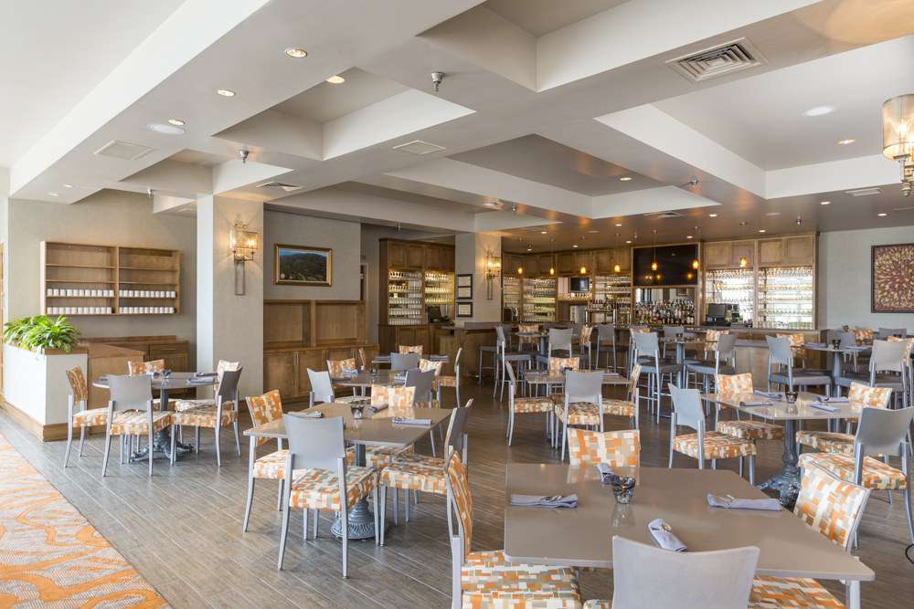 Latitude 30 | restaurant | 27200 Perdido Beach Blvd, Orange Beach, AL 36561, USA | 2519819811 OR +1 251-981-9811