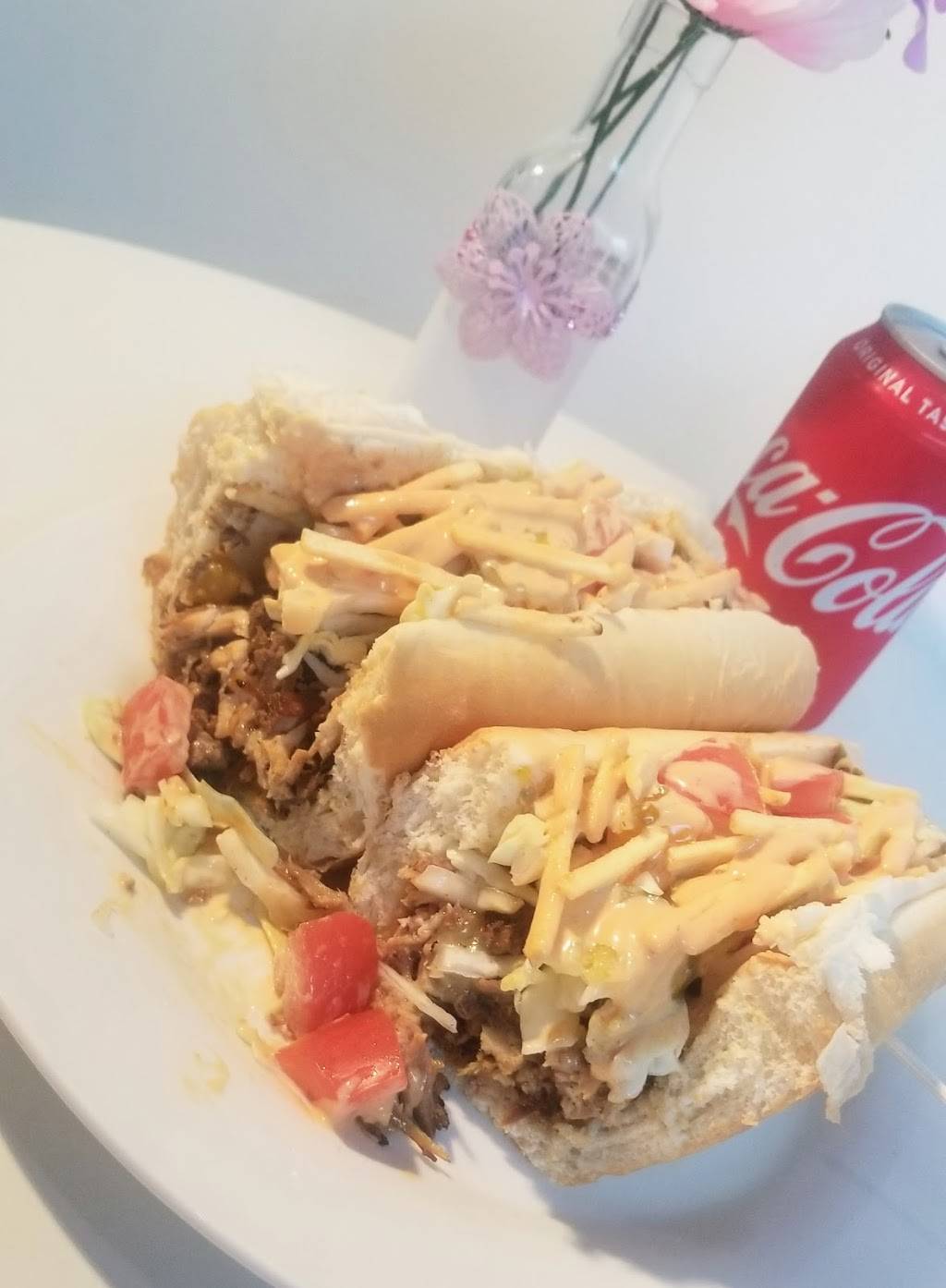 B Sweets Cakes and Desserts | bakery | 117 Munroe St, Lynn, MA 01901, USA | 7815846199 OR +1 781-584-6199