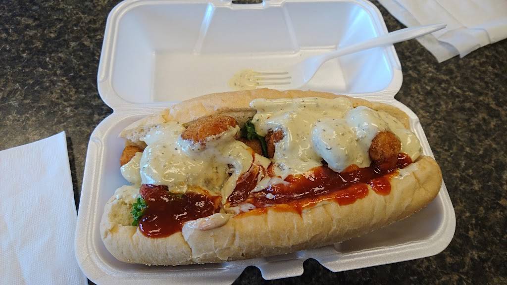 Lawrences Fish and Shrimp | meal takeaway | 2120 S Canal St, Chicago, IL 60616, USA | 3122252113 OR +1 312-225-2113