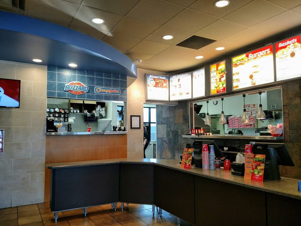 Dairy Queen | restaurant | 825 W Main St, Lewisville, TX 75067, USA | 9724366948 OR +1 972-436-6948