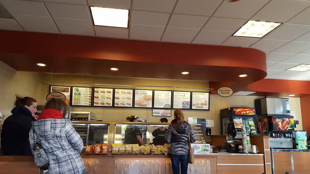 Subway | meal takeaway | 4710 Werner Rd, Bremerton, WA 98312, USA | 3606279677 OR +1 360-627-9677