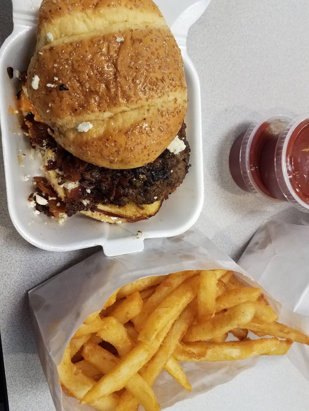 AJs Burgers and Beef | restaurant | 3575 Promenade Pkwy #700, Lafayette, IN 47909, USA | 7657431940 OR +1 765-743-1940
