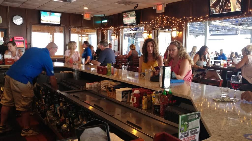 On the Deck | restaurant | 10 Simon Lake Dr, Atlantic Highlands, NJ 07716, USA | 7328721424 OR +1 732-872-1424