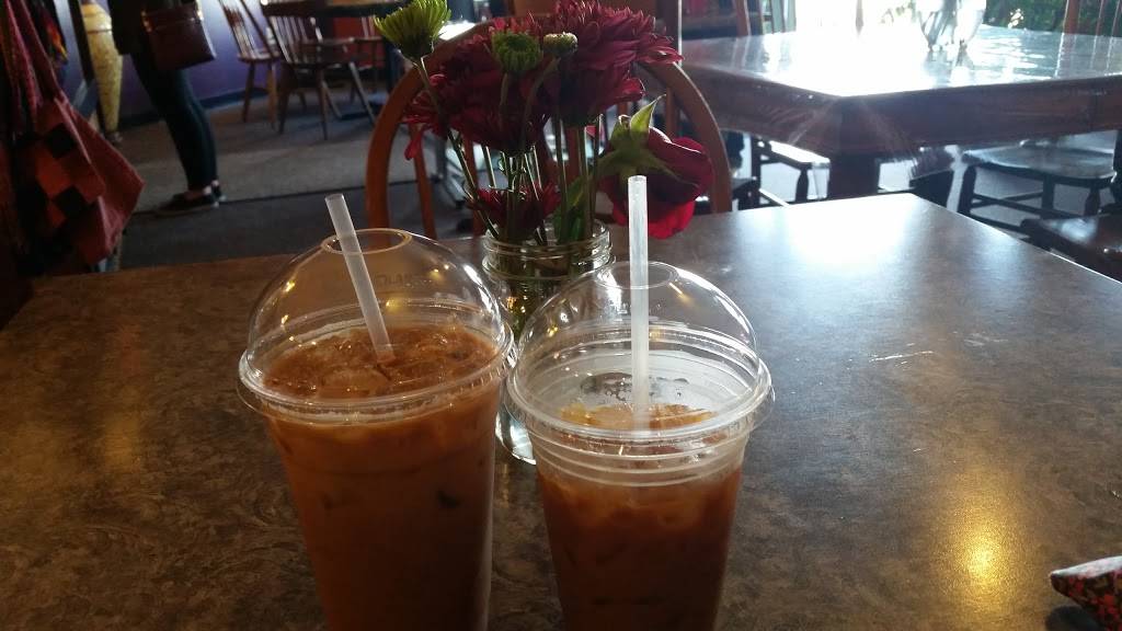 Perks Coffee Cafe | cafe | 104 W 8th St, Monroe, WI 53566, USA | 6083254574 OR +1 608-325-4574