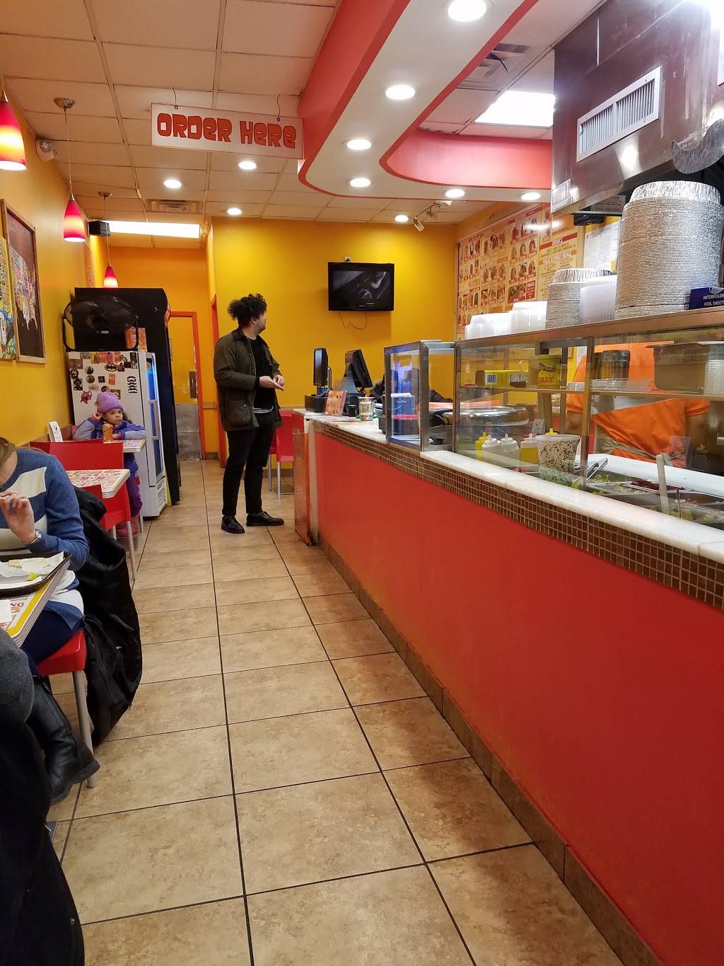 Shawarmania | restaurant | 22-49 31st St, Astoria, NY 11105, USA | 7185451800 OR +1 718-545-1800