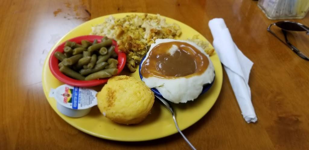 Ruths Place | restaurant | 17555 Virgil H Goode Hwy, Rocky Mount, VA 24151, USA | 5404897884 OR +1 540-489-7884