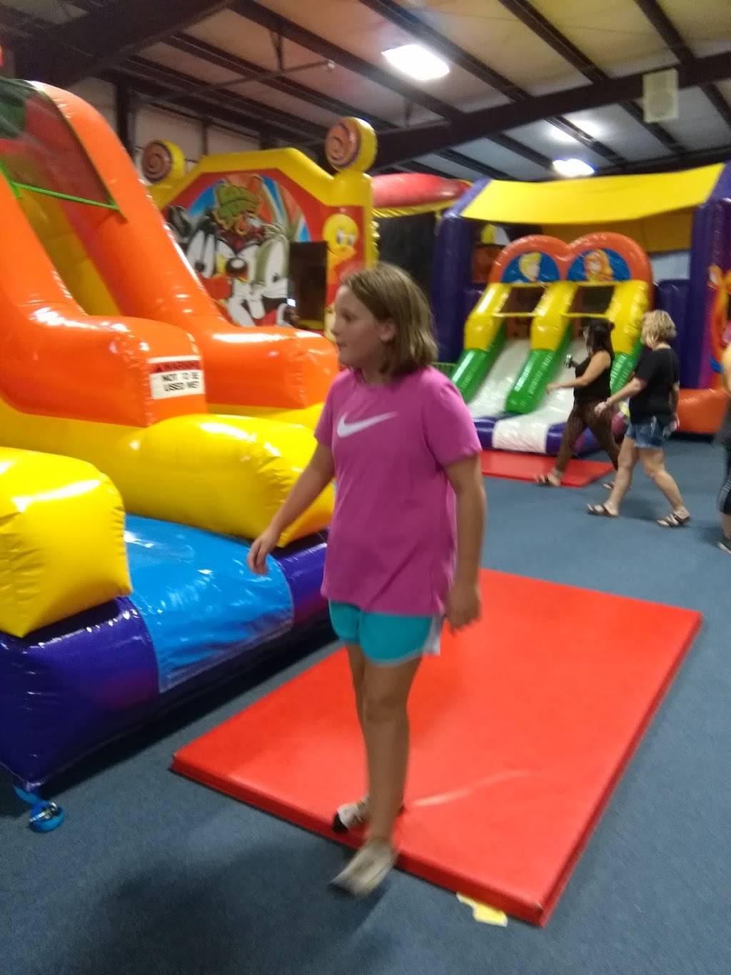 Hunt Brothers Pizza | restaurant | 5504 Wheeler Ave, Fort Smith, AR 72901, USA | 4792263400 OR +1 479-226-3400